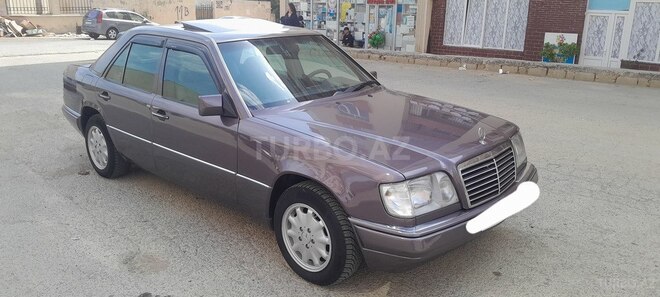 Mercedes 220 E 1993, 365,000 km - 2.2 l - Bakı
