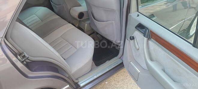 Mercedes 220 E 1993, 365,000 km - 2.2 l - Bakı