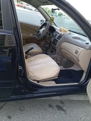 Nissan Sunny 2010, 380,000 km - 1.3 л - Sumqayıt