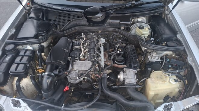 Mercedes E 220 2000, 320,000 km - 2.2 l - Bakı