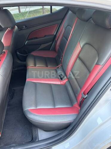 Hyundai Elantra 2017, 154,000 km - 1.6 l - Bakı