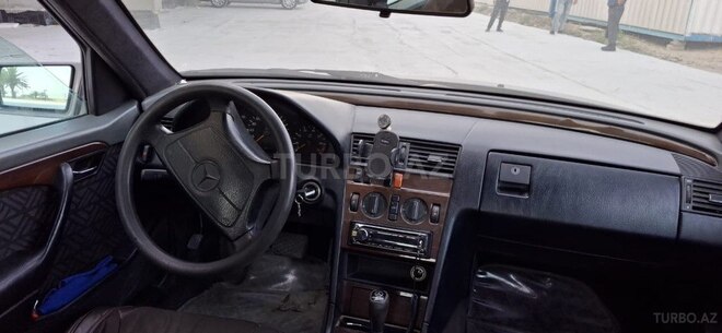 Mercedes C 180 1994, 670,000 km - 1.8 l - Bakı