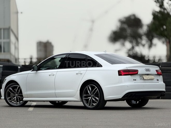Audi A6 2015, 130,000 km - 3.0 l - Bakı