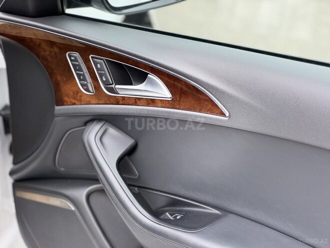 Audi A6 2015, 130,000 km - 3.0 l - Bakı