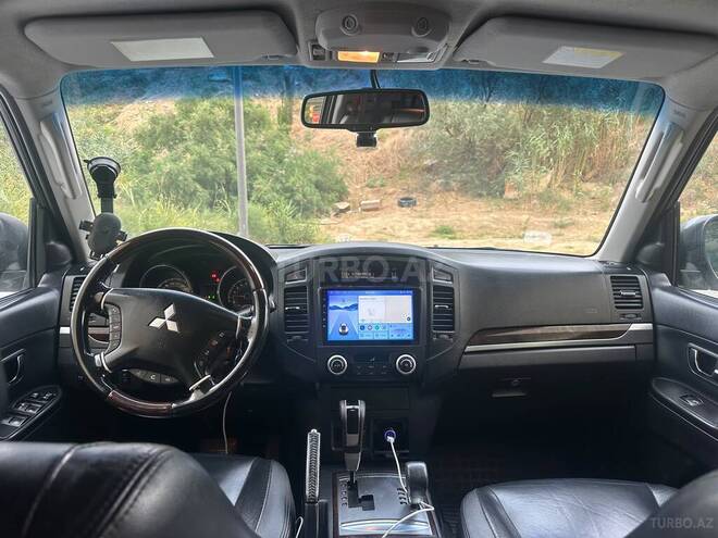 Mitsubishi Pajero 2011, 208,657 km - 3.5 l - Bakı