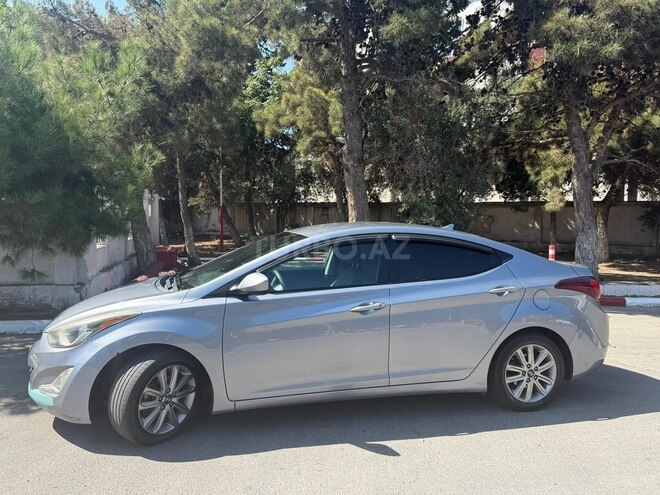 Hyundai Elantra 2015, 215,000 km - 1.8 l - Bakı