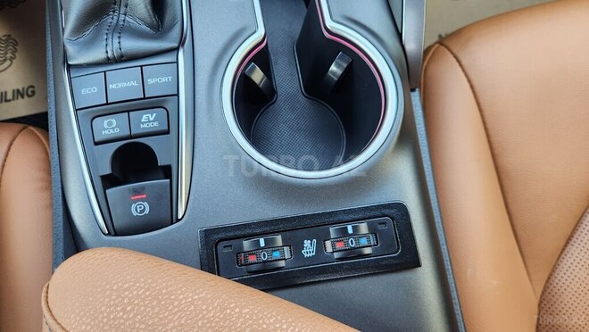 Toyota Camry 2023, 40,000 km - 2.5 l - Bakı