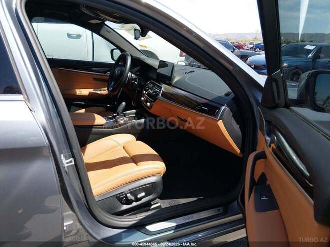 BMW 530 2021, 19,874 km - 2.0 л - Bakı