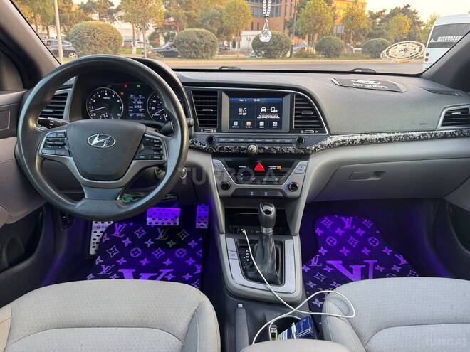 Hyundai Elantra 2016, 215,652 km - 1.6 l - Sumqayıt