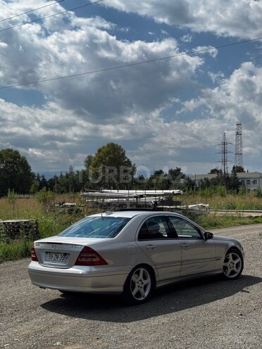 Mercedes C 240 2000, 440,000 km - 2.6 l - Qazax