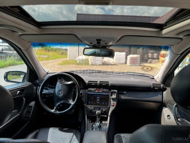 Mercedes C 240 2000, 440,000 km - 2.6 l - Qazax