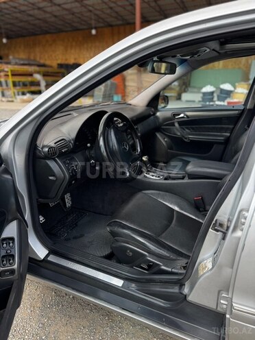 Mercedes C 240 2000, 440,000 km - 2.6 l - Qazax