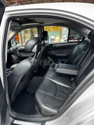 Mercedes C 240 2000, 440,000 km - 2.6 l - Qazax