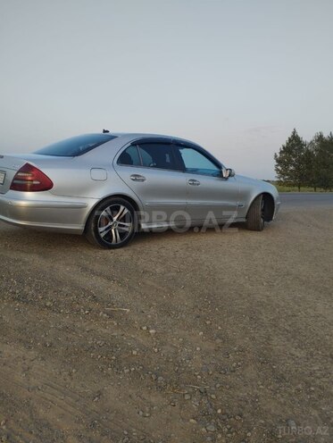 Mercedes E 270 2002, 465,000 km - 2.7 l - Biləsuvar