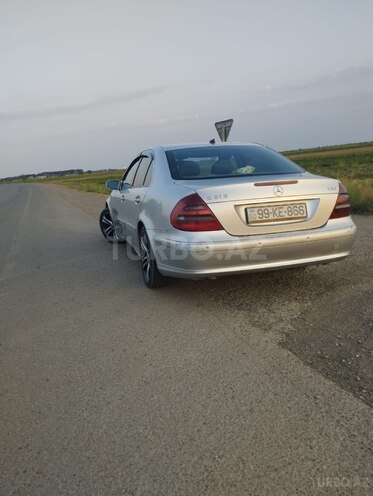 Mercedes E 270 2002, 465,000 km - 2.7 l - Biləsuvar