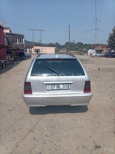 Mercedes C 220 2000, 670,050 km - 2.2 l - Astara