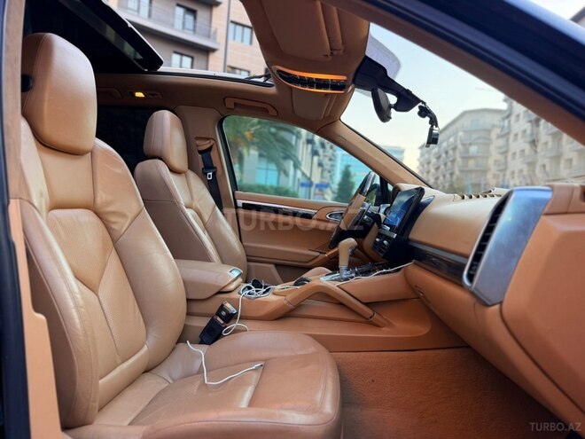 Porsche Cayenne 2012, 189,100 km - 3.6 l - Bakı