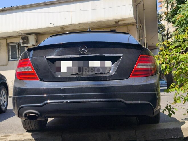 Mercedes C 250 2014, 260,000 km - 1.8 l - Bakı
