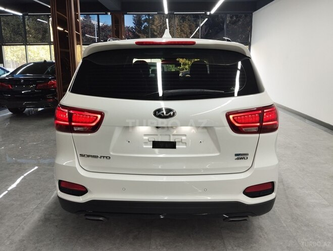 Kia Sorento 2018, 179,300 km - 2.0 l - Bakı