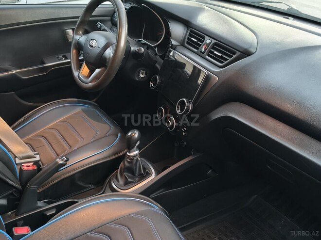 Kia Rio 2015, 140,000 km - 1.4 l - Bakı