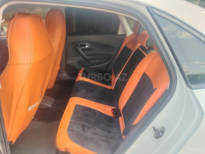 Volkswagen Polo 2018, 210,285 km - 1.6 л - Qusar
