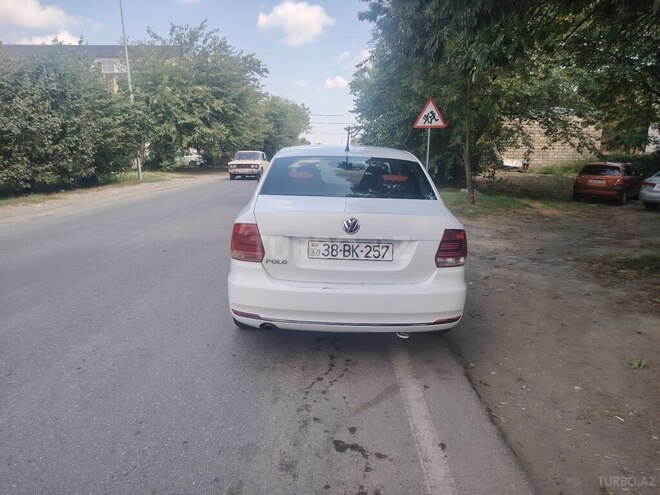 Volkswagen Polo 2018, 210,285 km - 1.6 л - Qusar