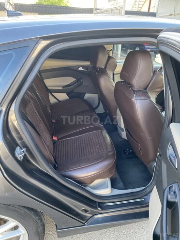 Ford Focus 2015, 254,000 km - 1.0 л - Bakı