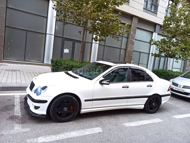 Mercedes C 230 2005, 256,000 km - 1.8 l - Bakı