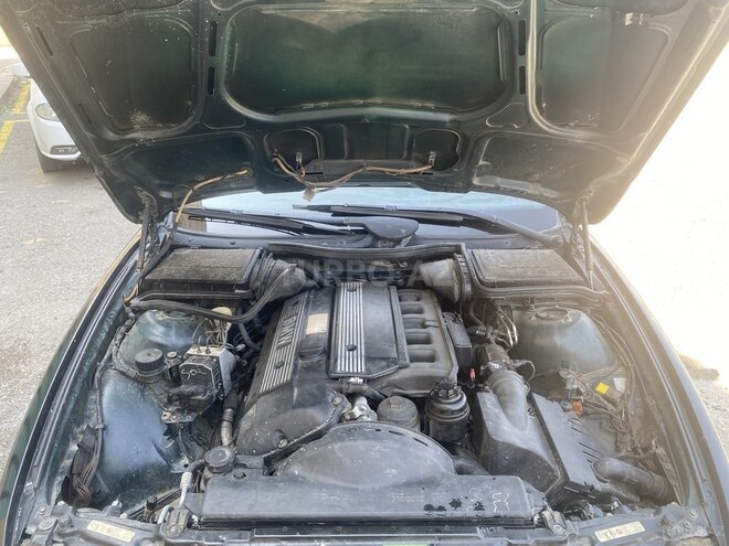 BMW 528 2000, 453,000 km - 2.8 л - Bakı