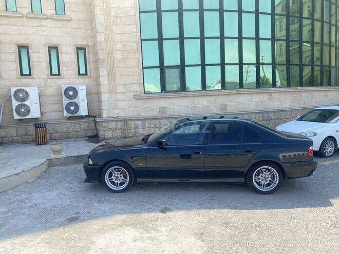 BMW 528 2000, 453,000 km - 2.8 л - Bakı