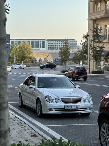 Mercedes E 350 2005, 318,000 km - 3.5 l - Bakı