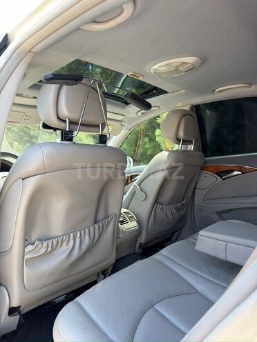 Mercedes E 350 2005, 318,000 km - 3.5 l - Bakı