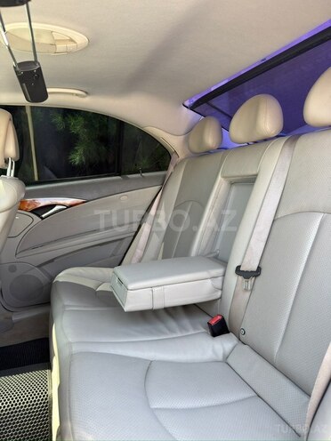 Mercedes E 350 2005, 318,000 km - 3.5 l - Bakı