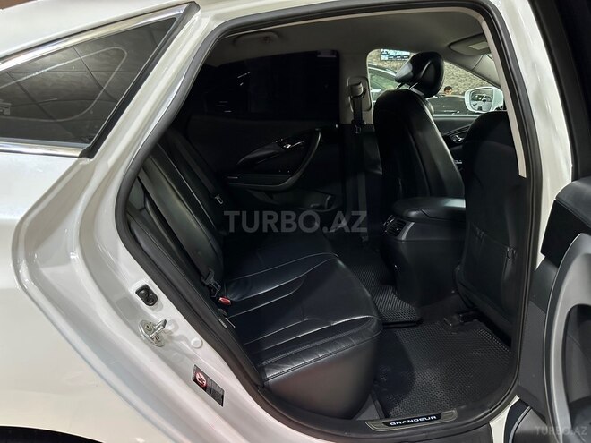 Hyundai Grandeur 2015, 175,000 km - 2.2 л - Bakı