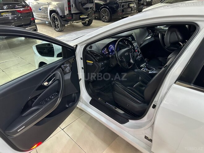 Hyundai Grandeur 2015, 175,000 km - 2.2 л - Bakı