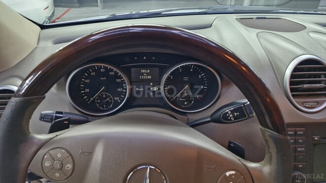 Mercedes ML 350 4MATIC 2010, 172,000 km - 3.5 l - Bakı