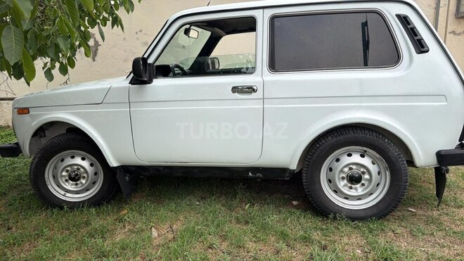 LADA (VAZ) Niva 2013, 290,000 km - 1.7 l - Qusar