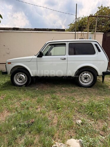 LADA (VAZ) Niva 2013, 290,000 km - 1.7 l - Qusar