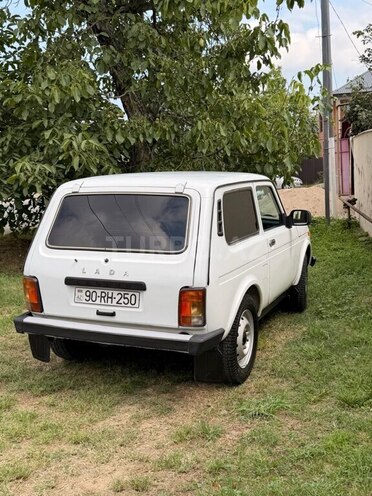 LADA (VAZ) Niva 2013, 290,000 km - 1.7 l - Qusar