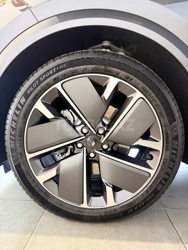 Li Auto L7 2025, 0 km - 1.5 l - Bakı