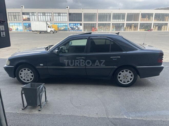 Mercedes C 220 1998, 410,000 km - 2.2 l - Bakı