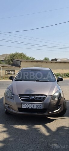 Kia Ceed 2007, 285,197 km - 1.6 л - Salyan