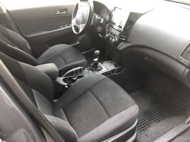 Hyundai i30 2010, 261,763 km - 1.4 л - Bərdə