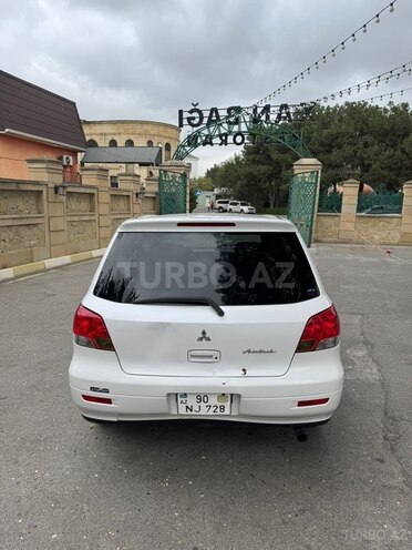 Mitsubishi Airtrek 2002, 177,000 km - 2.4 l - Bakı