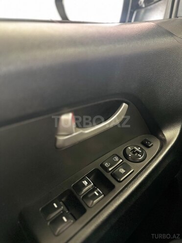 Kia Sportage 2011, 248,000 km - 2.0 l - Bakı