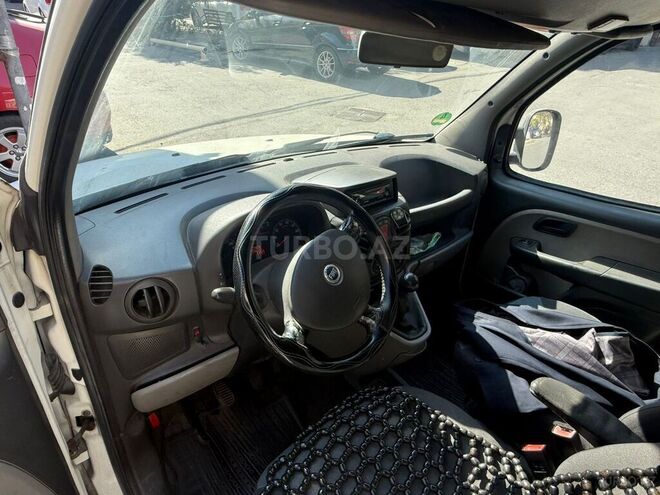Fiat Doblo 2006, 202,000 km - 1.9 l - Bakı