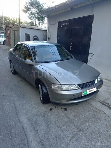 Opel Vectra 1997, 353,680 km - 2.0 l - Balakən