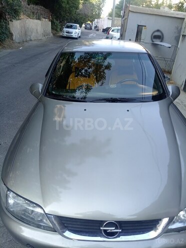 Opel Vectra 1997, 353,680 km - 2.0 l - Balakən