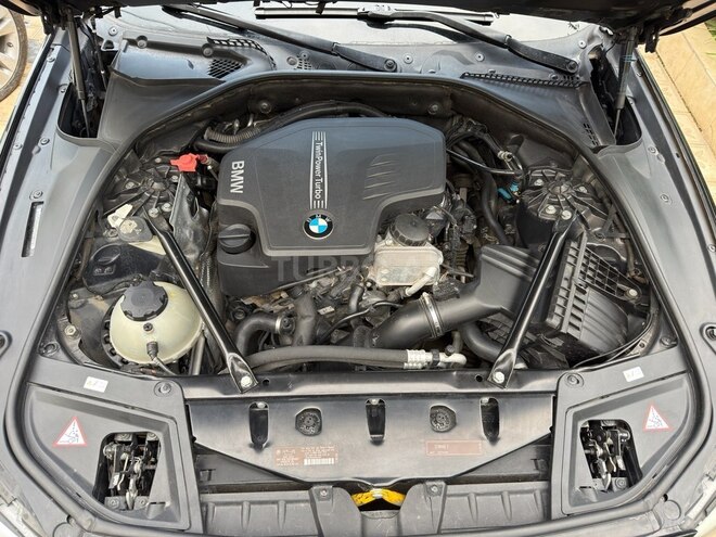 BMW 528 2012, 268,000 km - 2.0 л - Gəncə