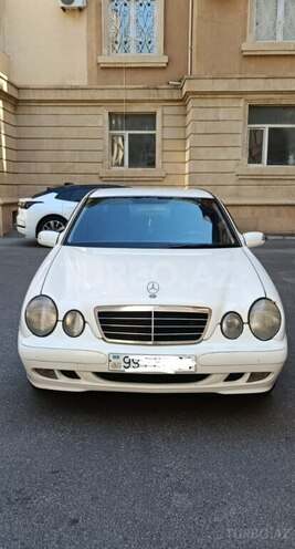 Mercedes E 220 2001, 450,000 km - 2.2 l - Biləsuvar